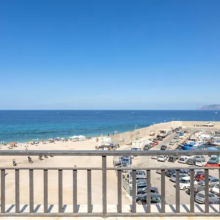 Finestra Sul Mare Nyaraló *